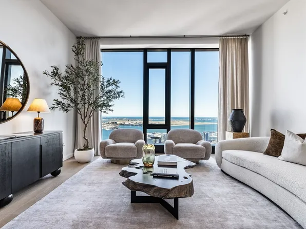 682 Atlantic Ave #39L, Boston, MA 02111