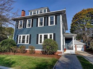 164 Rochambeau Ave, Providence, RI 02906