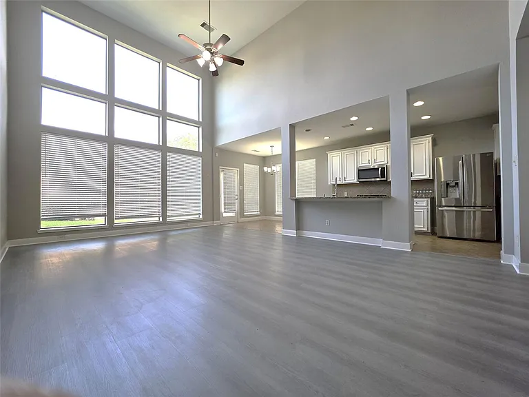 2813 Arbor Brook Ln — Photo 1