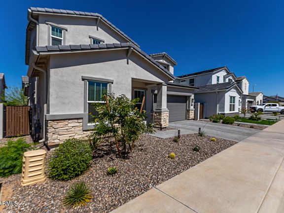 3rd image of 5038 E Helena Drive