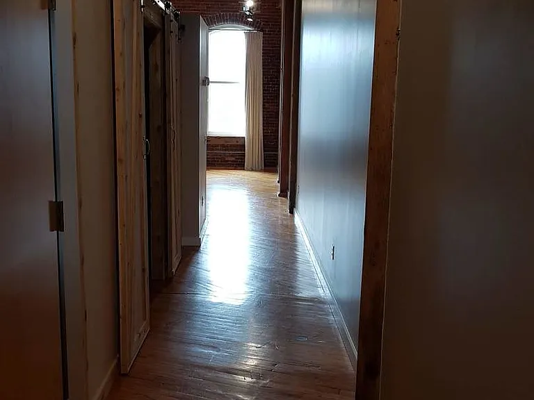 1400 Rosa L Parks Blvd #205 — Photo 6
