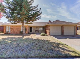 2403 93rd St, Lubbock, TX 79423