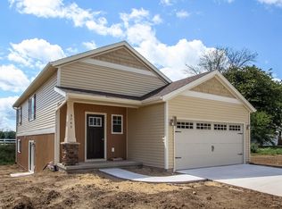 12624 S Patricia Ave, Grant, MI 49327