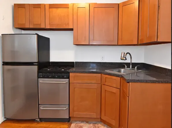 190 Orchard St APT 5B, New York, NY 10002