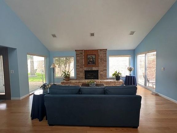 4th image of 3214 Newfield Ct