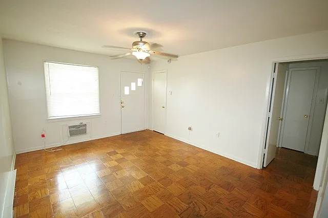 2004 Jersey Ave #C — Photo 6