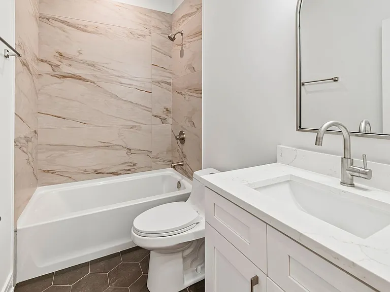 3607 N Bell Ave #3S — Photo 5