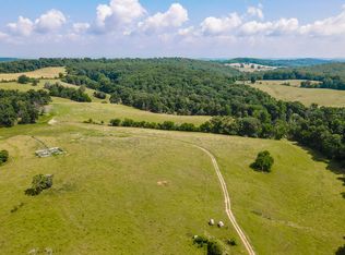 30300 Pond Creek Rd, Philadelphia, TN 37846