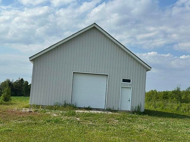 1st image of 4161 Fort Augustus Rd
