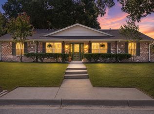 1112 Woodmount Ct, Denton, TX 76209