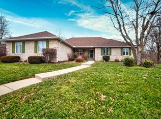 178 Summerlin Rdg, O'Fallon, IL 62269