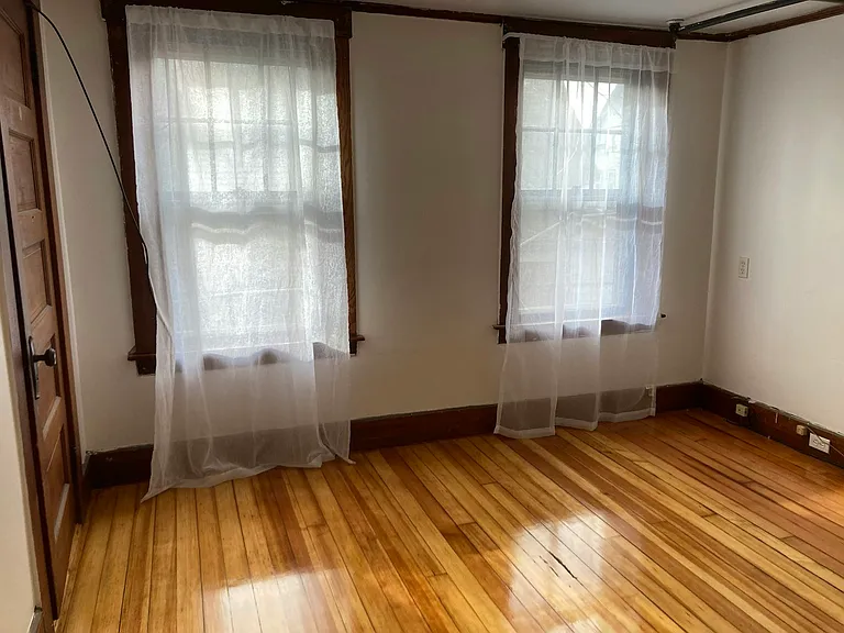 47 Simonds St #B — Photo 3