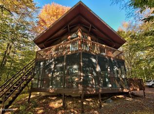3174 Tall Timber Lake Rd, Pocono Pines, PA 18350