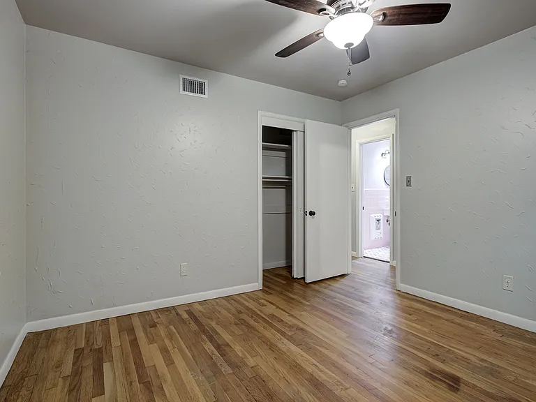 1641 Marian Dr — Photo 5