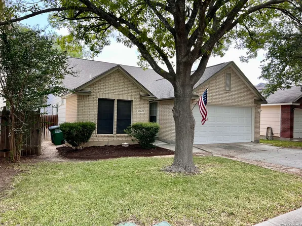 13607 Bridgeview, San Antonio, TX 78247