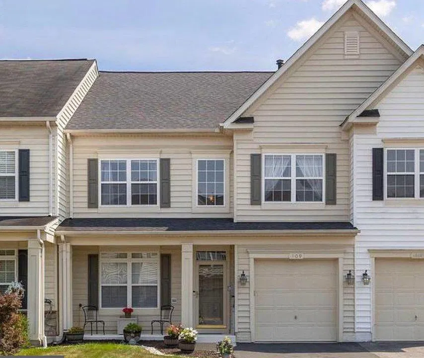 109 Quinton Oaks Cir