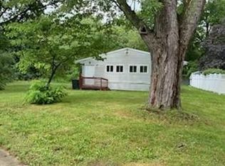 1760 East Ave, Akron, OH 44314