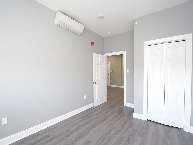 4665 Paul St #1 — Photo 10