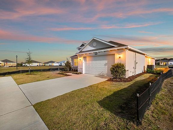 2nd image of 3951 Kennebunk Loop