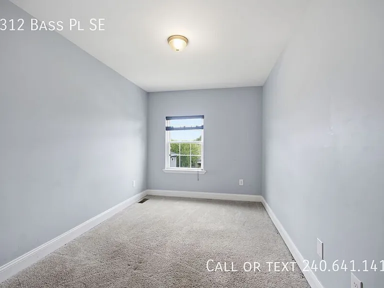 5312 Bass Pl SE — Photo 22