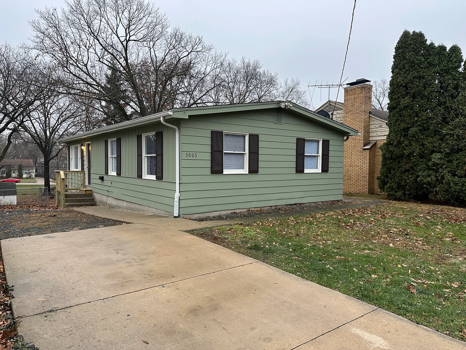 3 bed, 1104 sqft, $1,600 — Photo 2