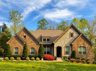 8012 Rose Ridge Pvt Ln, Fairview, TN 37062
