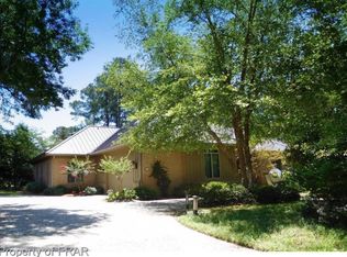 115 Parkview Ave, Fayetteville, NC 28305