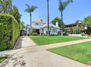133 N Bowling Green Way, Los Angeles, CA 90049
