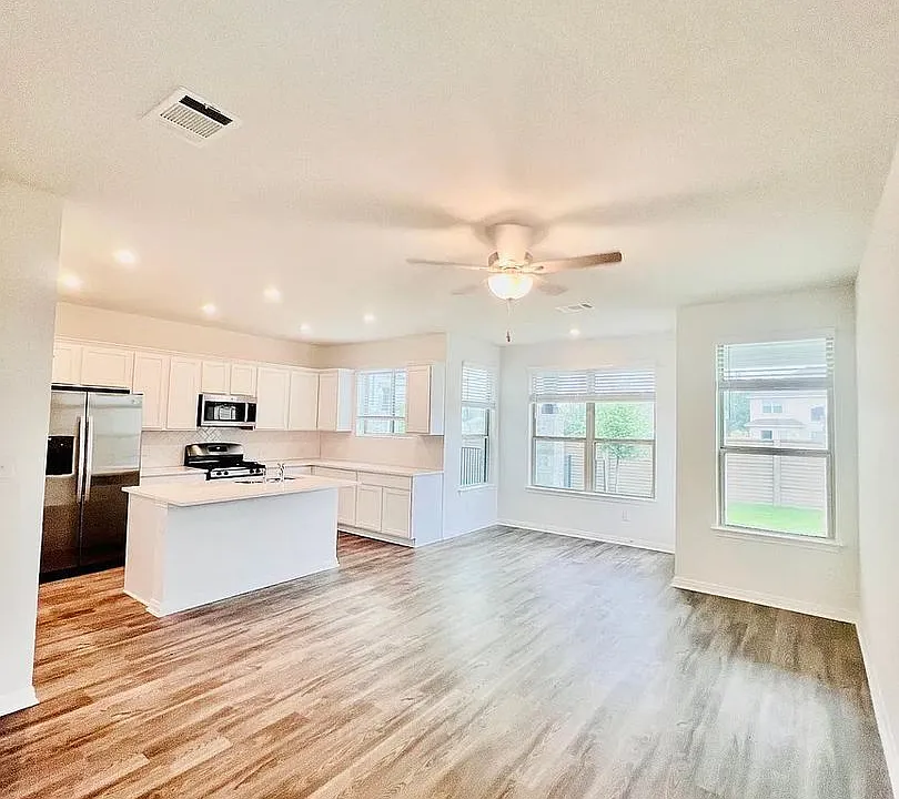 2203 Cowbird Path