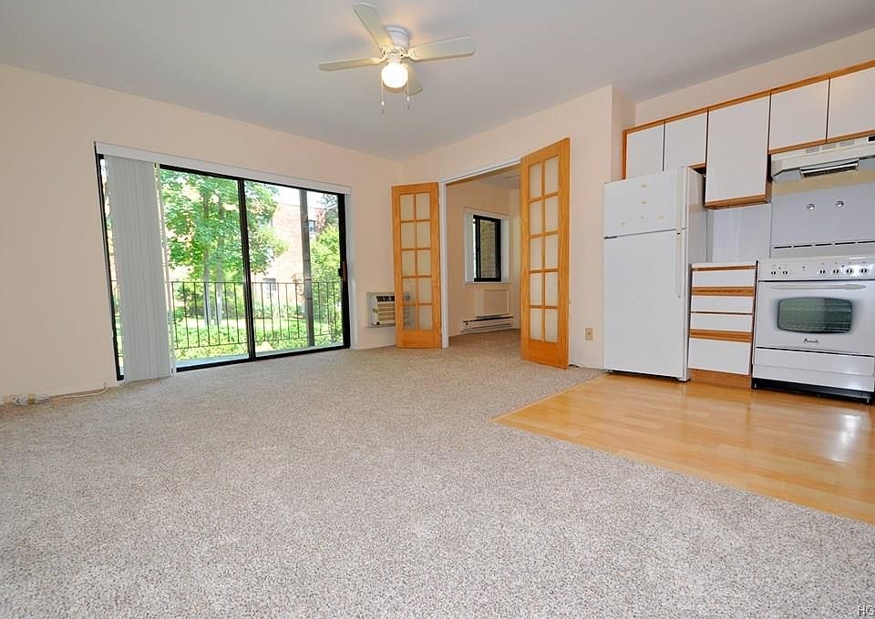 1st image of 115 Dehaven Dr APT 206
