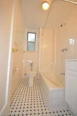 Rented by Avian Village Realty | media 10