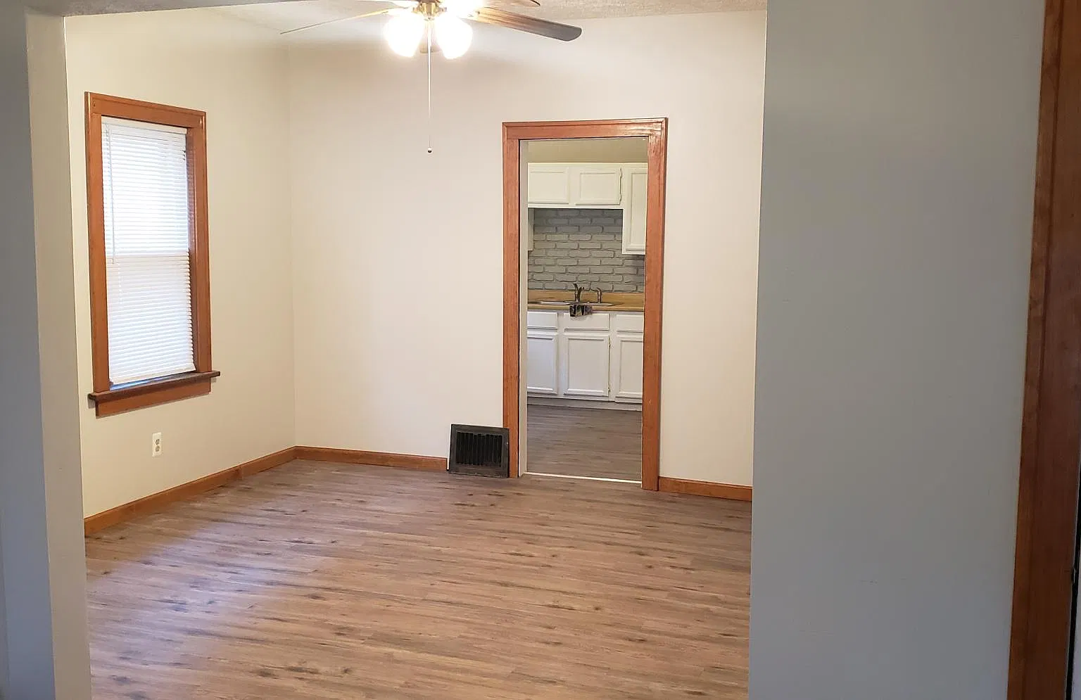 1 bed, 836 sqft, $1,095 — Photo 4