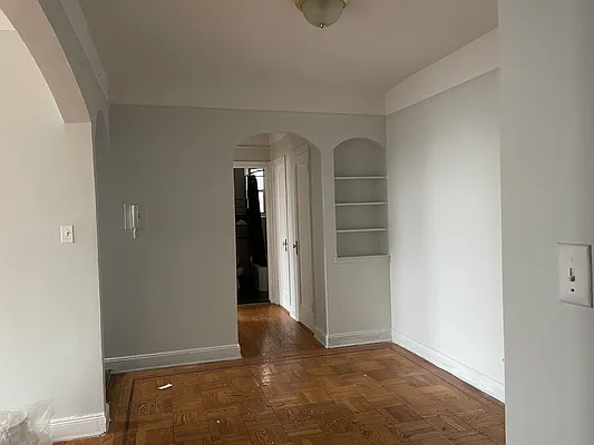 Rented by Compass | media 4