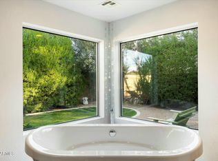 2856 E Cochise Rd, Phoenix, AZ 85028