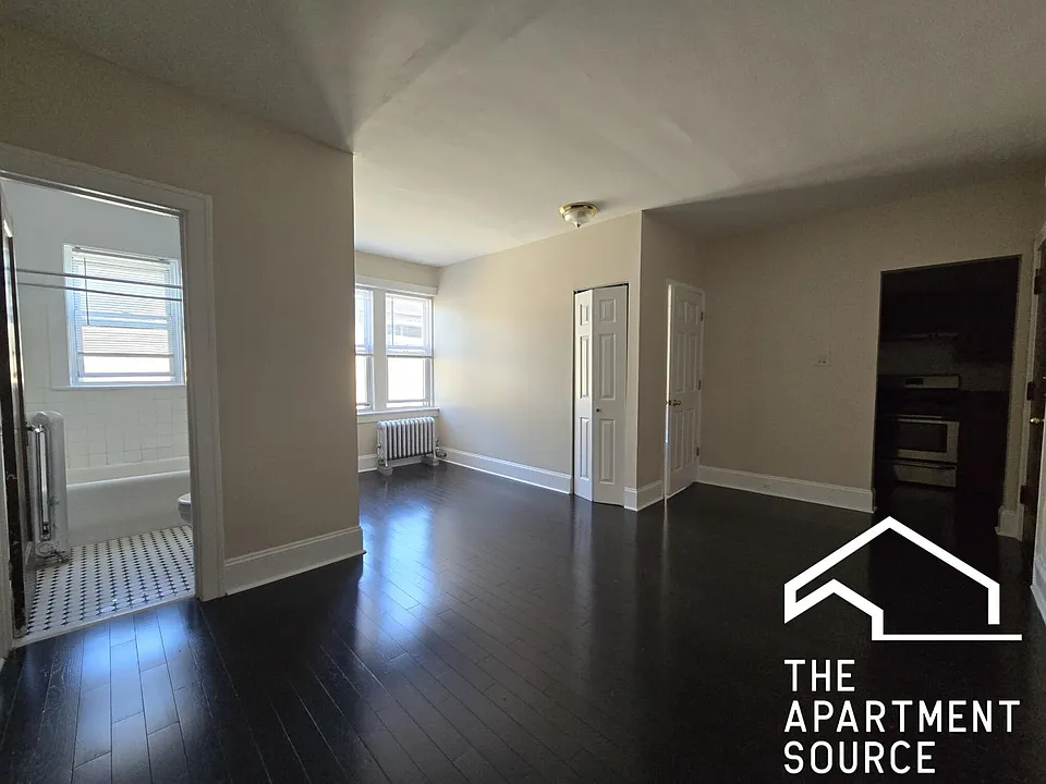 1333 W Birchwood Ave #304