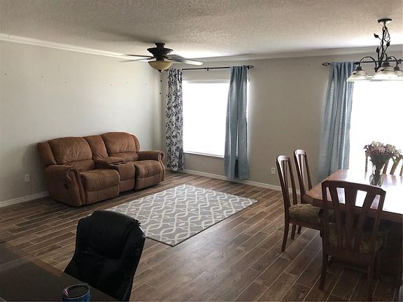 2nd image of 2499 Martins Run