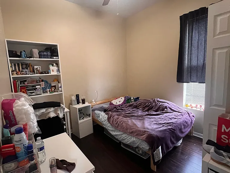 211 S Campbell Ave #2 — Photo 5
