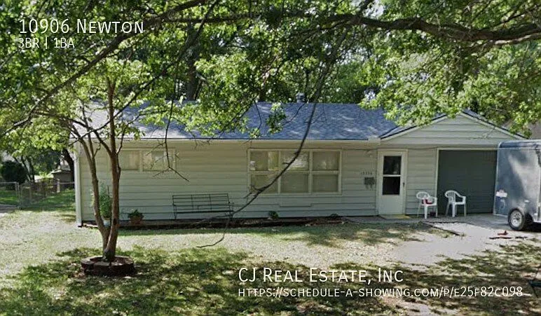 10906 Newton Ave
