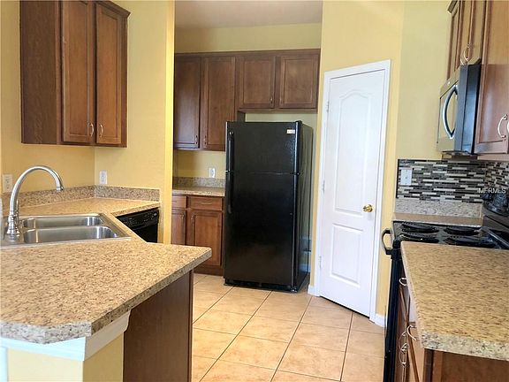 5th image of 1303 Broken Oak Dr #54C