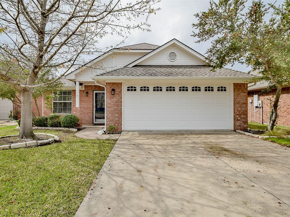 1st image of 1010 Hayden Ct
