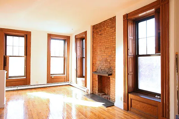 Rented by Dwell Residential Inc | media 10