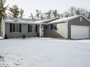 3799 Grimes Dr, Columbus, OH 43204
