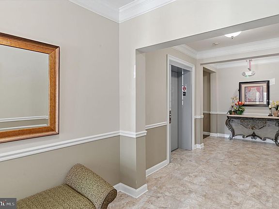 2nd image of 701 Cobblestone Blvd Unit 308