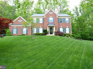 11733 Crest Maple Dr, Woodbridge, VA 22192