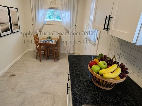 Kitchen Nook (Staged)
