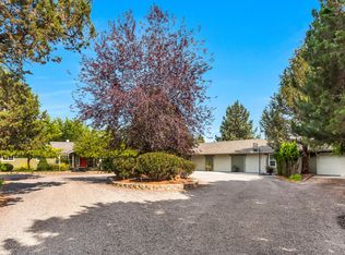 63440 Hamehook Rd, Bend, OR 97701