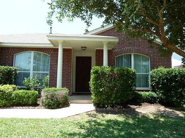 1st image of 3244 Arroyo Bluff Ln