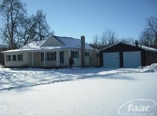 13511 Seymour Rd, Montrose, MI 48457