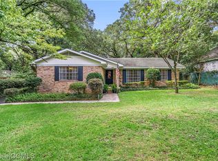 3909 Hillcrest Ln, Mobile, AL 36693