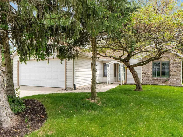 6114 Picacho Dr, Fort Wayne, IN 46825